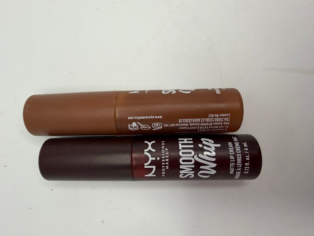 NYX Smooth Whip Matte Lip Cream 15- Chocolate Mousse 24- Memory Foam NEW